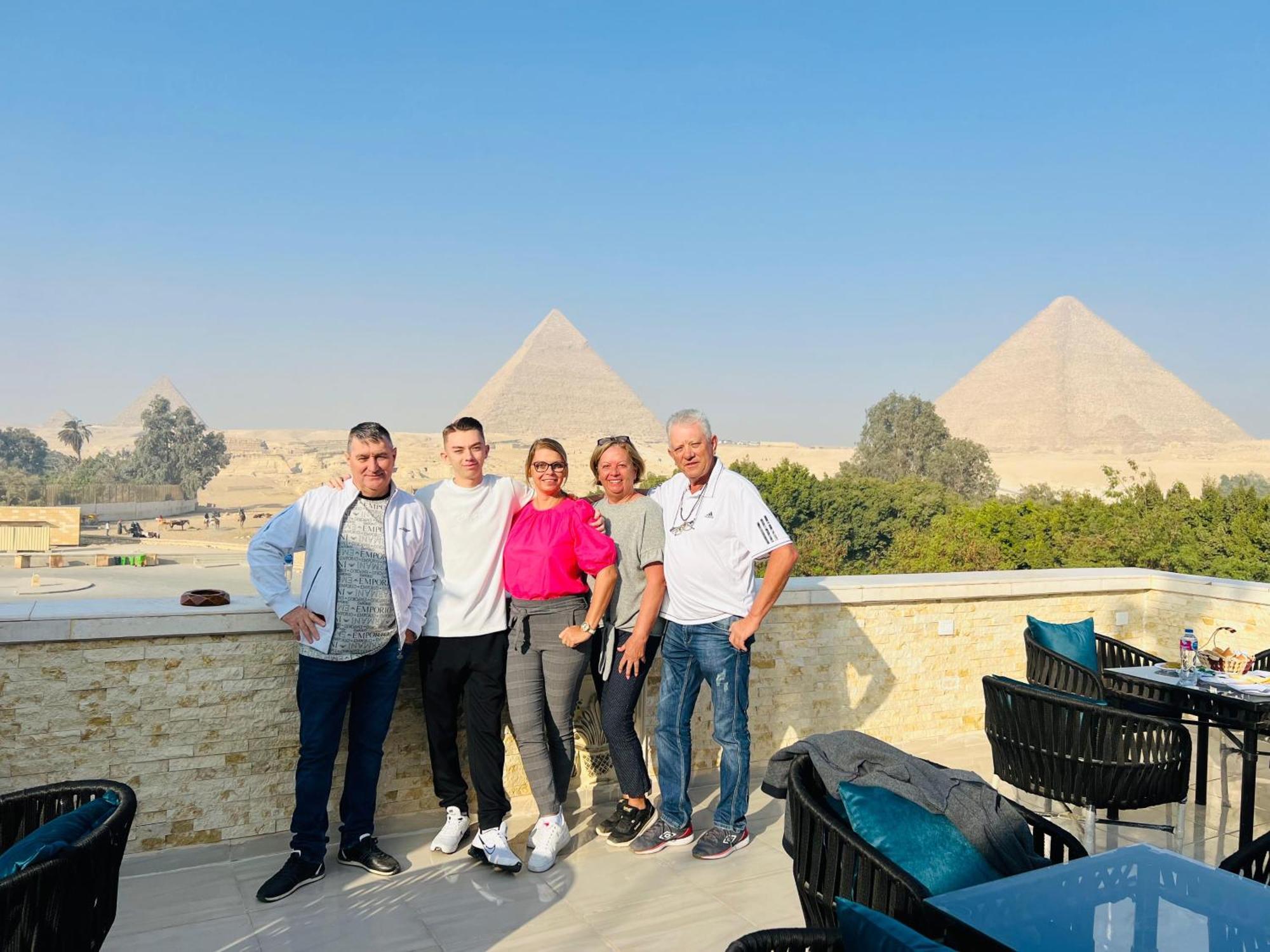 Hotel Great Scarab Pyramids View Kafret el-Gabal Exteriér fotografie