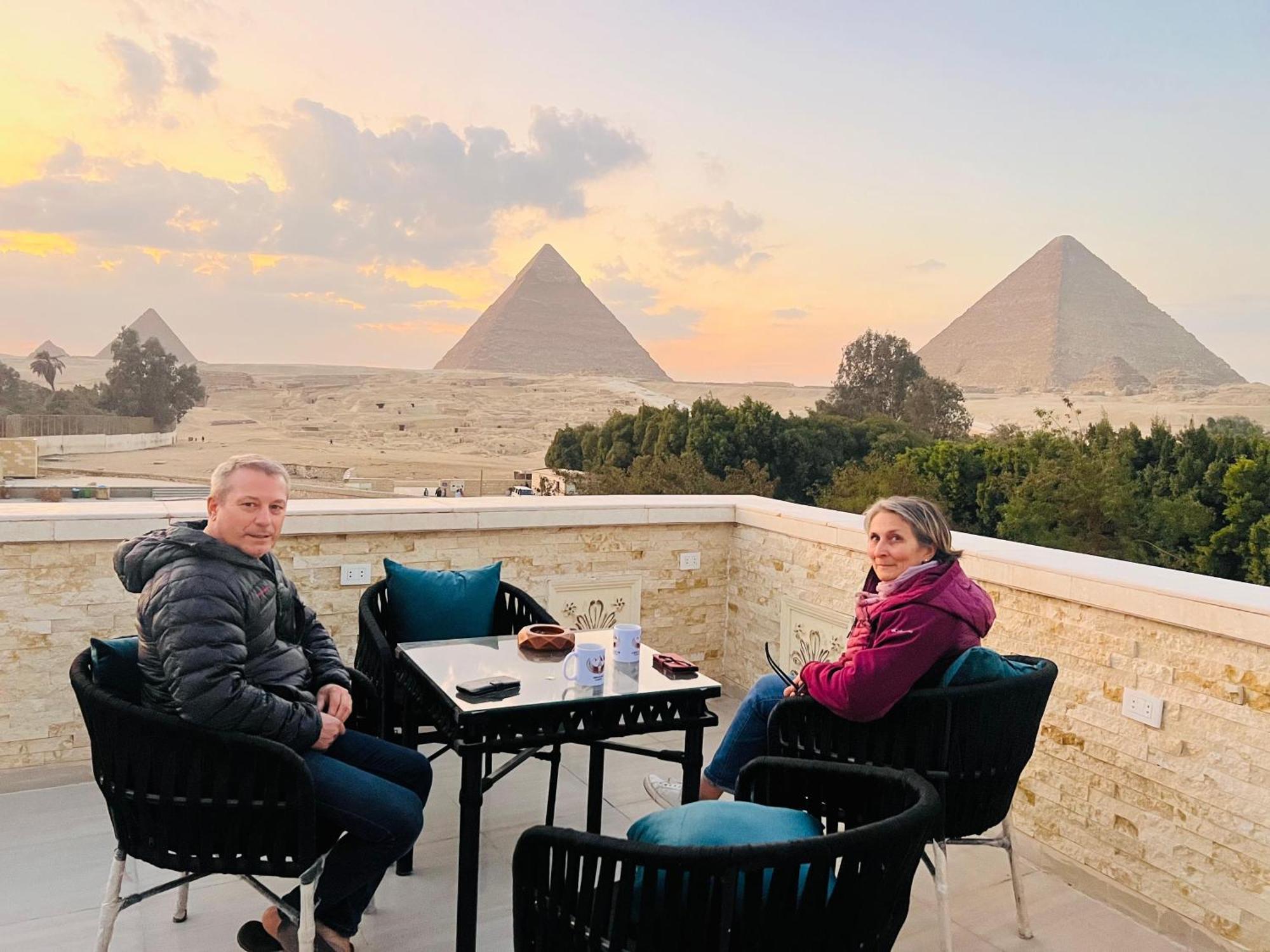 Hotel Great Scarab Pyramids View Kafret el-Gabal Exteriér fotografie